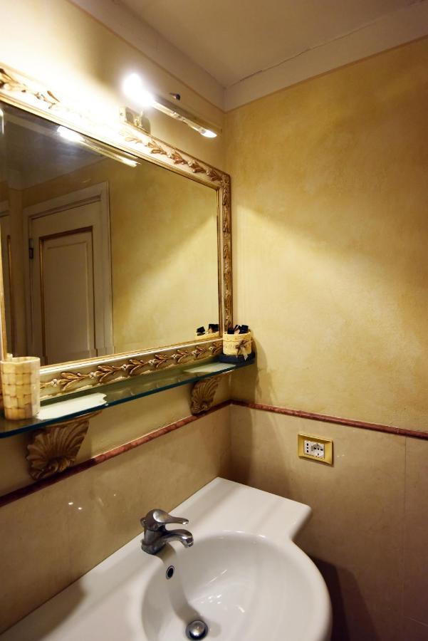 Italian Experience-Suite Medici Loft 8 Florens Exteriör bild